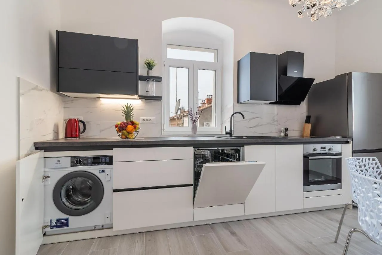 Apartment Silvia Trogir
