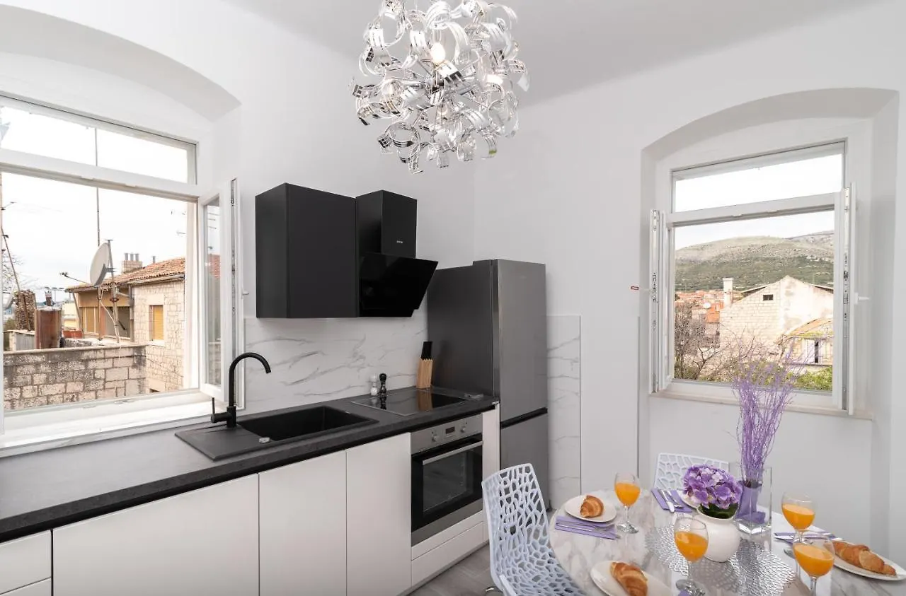 Apartment Silvia Trogir