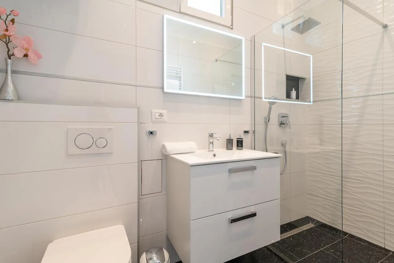 Apartment Silvia Trogir